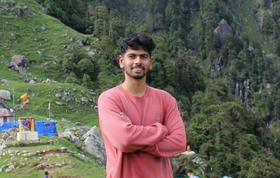 Portrait photo of Aman Bajpai